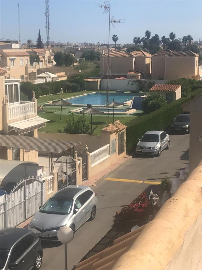 2 Bed Apartment In Paraje Natural Fase 1, Torrevieja Dış mekan fotoğraf