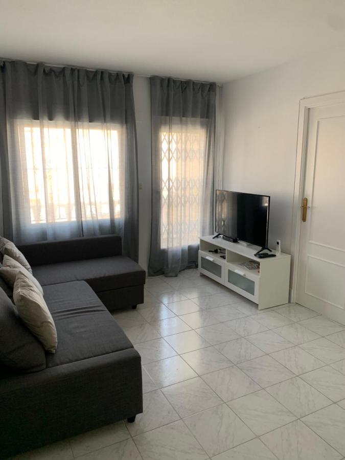 2 Bed Apartment In Paraje Natural Fase 1, Torrevieja Dış mekan fotoğraf